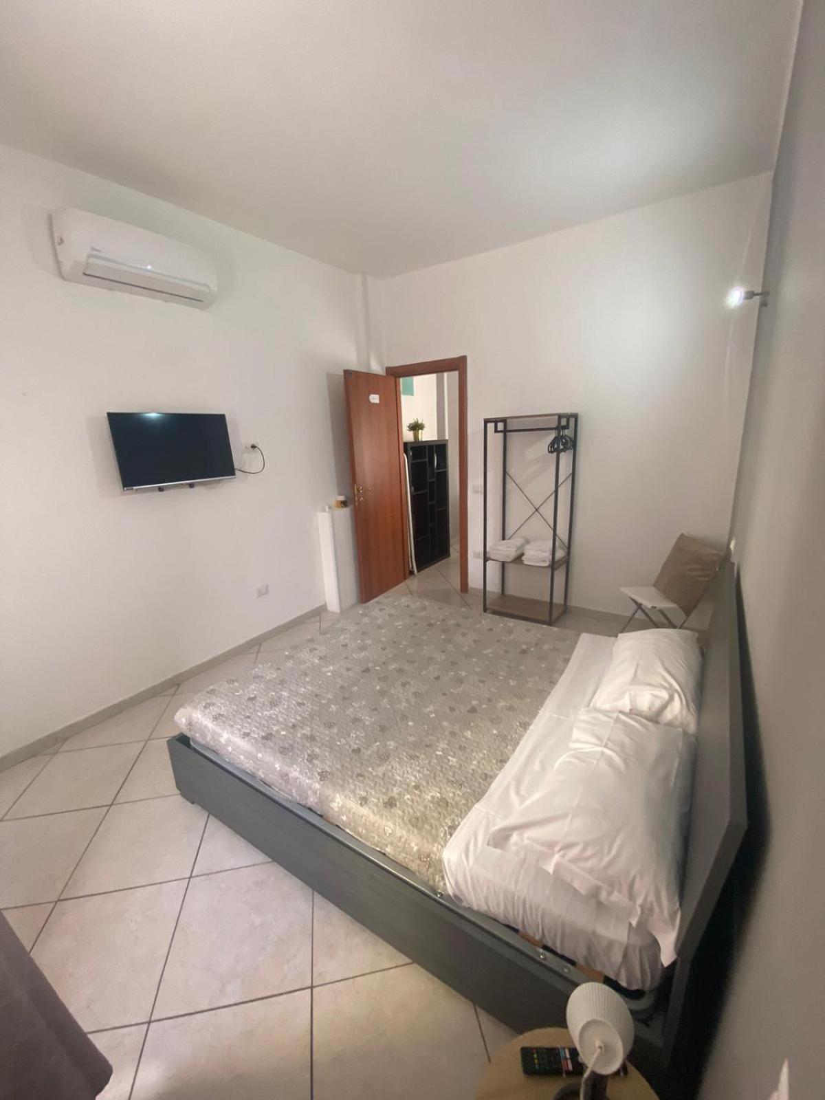 Bedroompompei With Free Parking Екстериор снимка