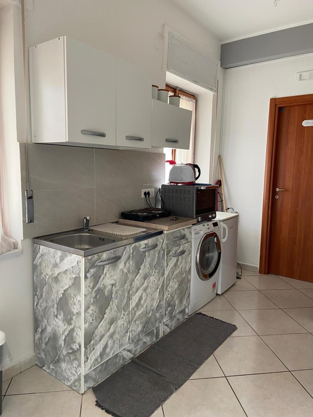 Bedroompompei With Free Parking Екстериор снимка